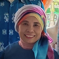 Ratna Suhartini