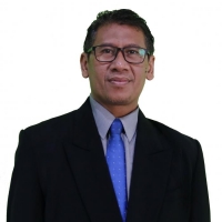 Isa Iskandar